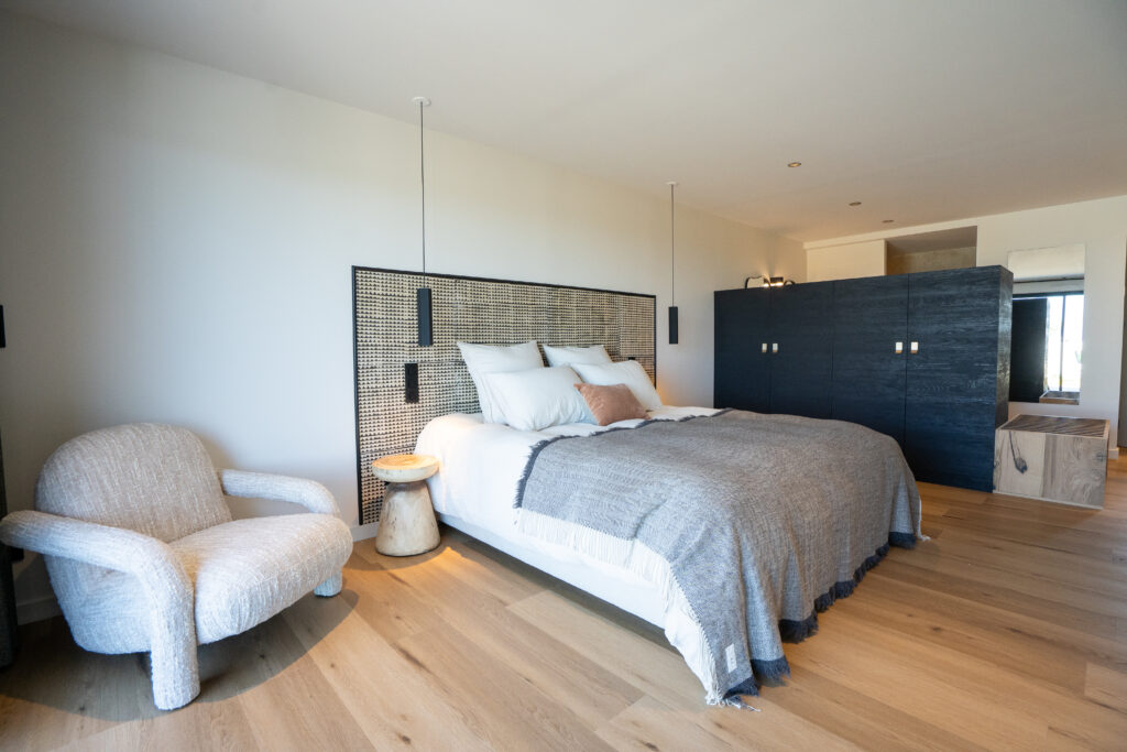 Chambre design moderne avec literie de qualité Française